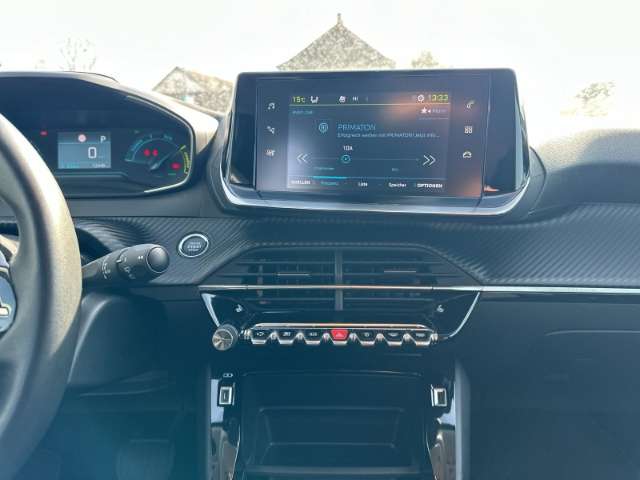 Peugeot  e- Active Pack 136 CarPlay Sitzheizung Klima